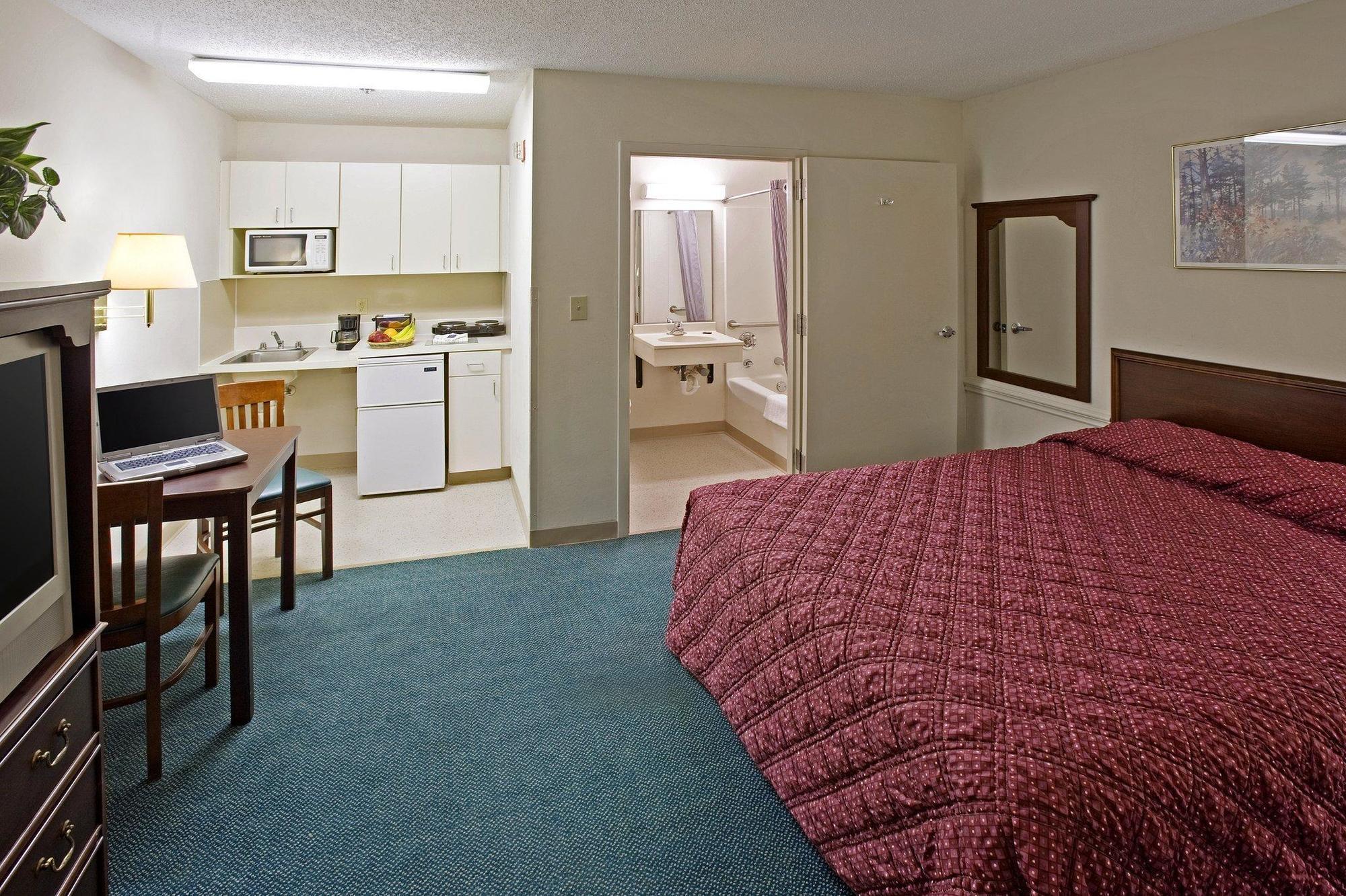 Extended Stay America Select Suites - Newport News - Oyster Point Exterior photo