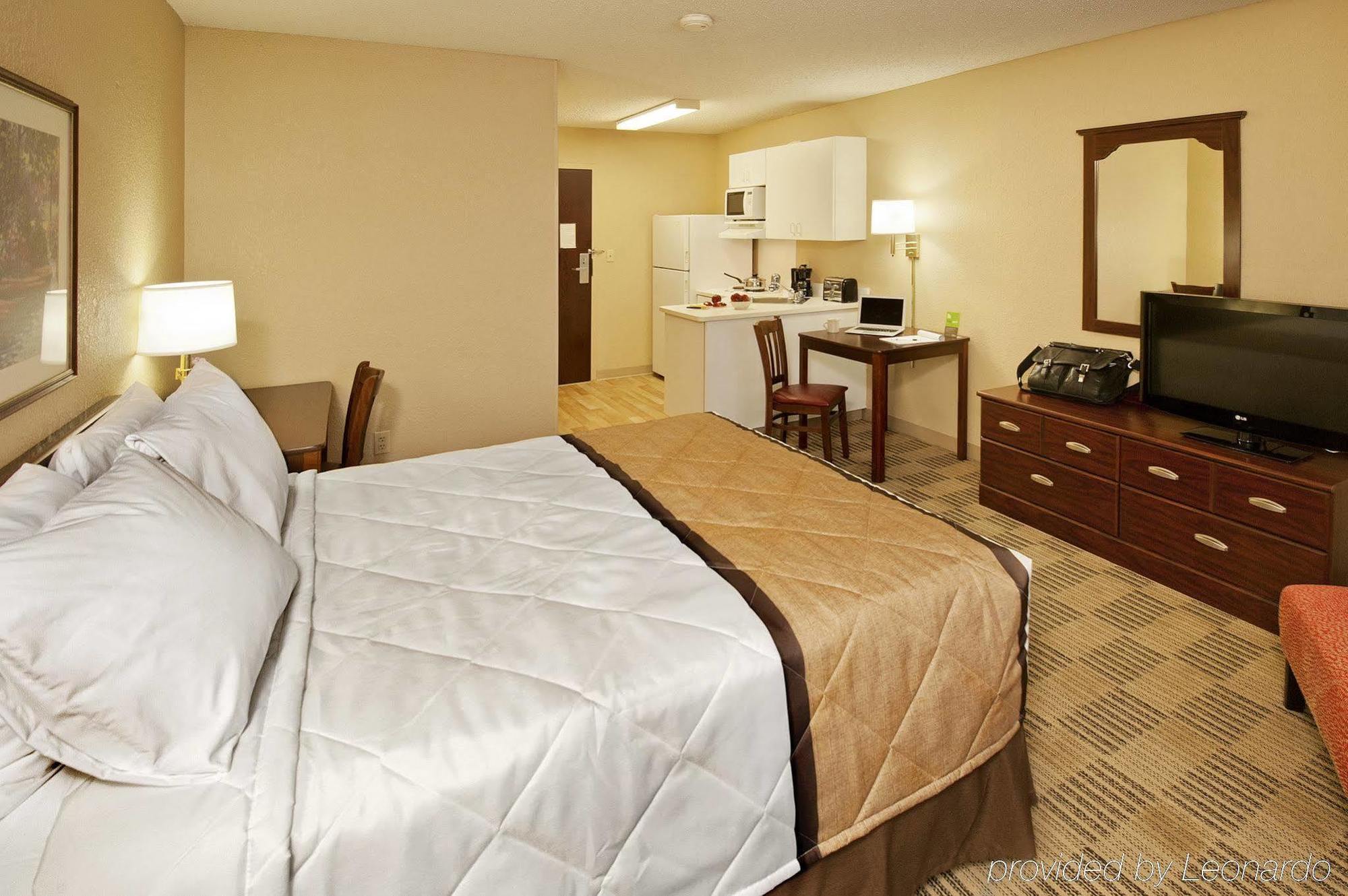 Extended Stay America Select Suites - Newport News - Oyster Point Exterior photo